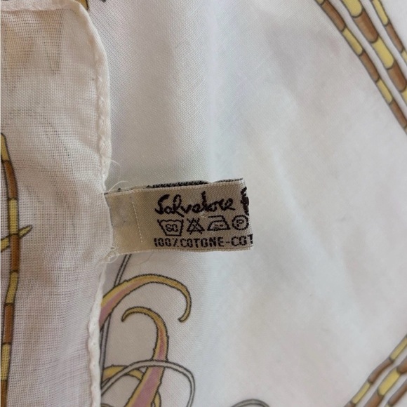 Vintage Italian Salvatore Ferragamo Scarf With 2 Colorful Roosters, 16.5”x17.5” - Picture 3 of 10